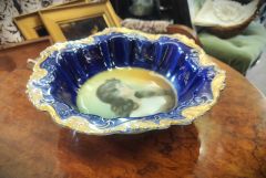 Painted porcelain bowl Thumbnail 3