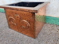 Arts & crafts copper coal box Thumbnail 4
