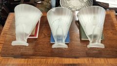 Three art deco glass wall lights Thumbnail 3