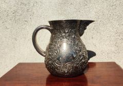 18th century silver jug Thumbnail 2
