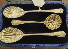 Victorian set of three serving spoons Thumbnail 2