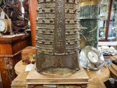 Chinese bronze lamp Thumbnail 2