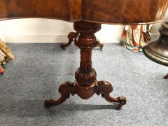 Victorian burr-walnut leather top desk Thumbnail 4