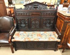 Victorian carved oak monks bench Thumbnail 3