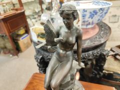 Bronze figure Thumbnail 2