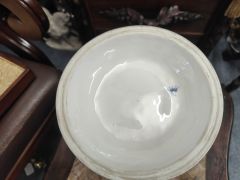Pair of naples porcelain vases Thumbnail 4