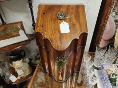 Georgian mahogany knife box Thumbnail 1