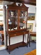 Edwardian mahogany display cabinet Thumbnail 2