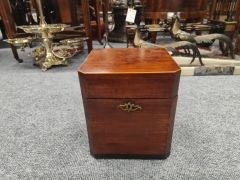 Victorian mahogany decanter box Thumbnail 1