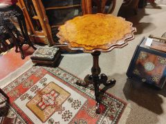 Victorian burr-walnut occasional table Thumbnail 2