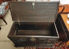 Georgian oak chest Thumbnail 4