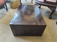 Vintage trunk / case Thumbnail 3