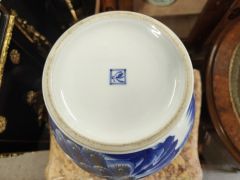 Japanese fukagawa vase Thumbnail 3