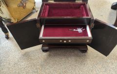 Victorian rosewood dressing table box Thumbnail 3