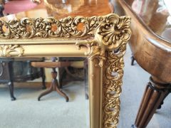 Gilt framed mirror Thumbnail 2