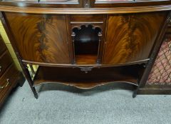 Edwardian mahogany display cabinet Thumbnail 3