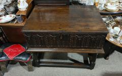 18th century carved oak box on stand Thumbnail 6