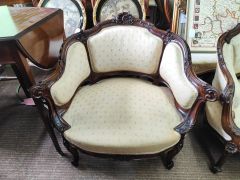 Pair of mahogany chairs  Thumbnail 2