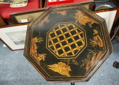 lacquered 1950s occasional table with inlay & gallery Thumbnail 2