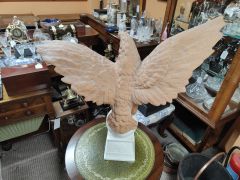 Terracotta eagle on porcelain base Thumbnail 4
