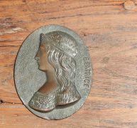 Pair metal plaques Thumbnail 3