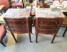 Pair of marble top pedestals Thumbnail 1