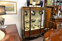 Mahogany display cabinet with inlay Thumbnail 2