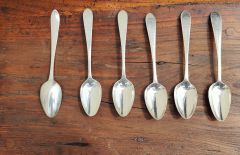 Set of six irish silver spoons (john power dublin) Thumbnail 2