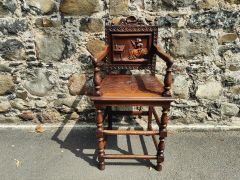Carved oak high chair Thumbnail 3