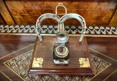 Brass oak ink stand Thumbnail 4