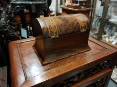 Walnut box Thumbnail 3