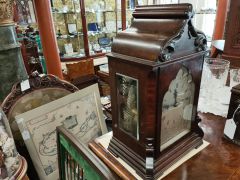  Georgian mahogany bracket clock Thumbnail 2