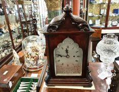  Georgian mahogany bracket clock Thumbnail 3