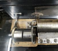 19th century swiss music box Thumbnail 4