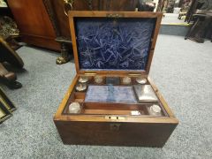 Victorian walnut fitted box Thumbnail 2
