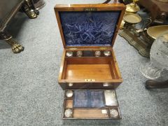 Victorian walnut fitted box Thumbnail 4