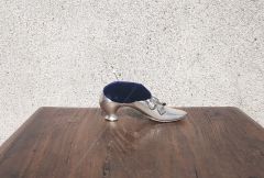 Silver shoe pin cushion Thumbnail 1
