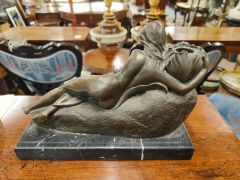 Bronze figure of lady on marble plinth  (modern) Thumbnail 3