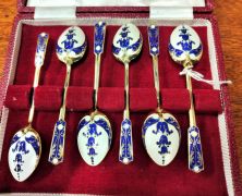 Cased set of silver & enamel spoons Thumbnail 1