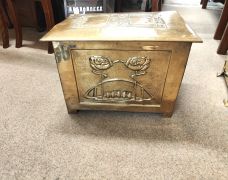 Art nouveau brass coal box Thumbnail 1