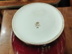 Crown devon vase & cover Thumbnail 3