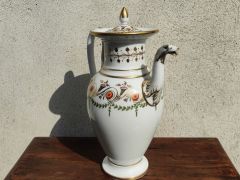 19th century french porcelain pot Thumbnail 6