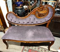 Hall seat / couch Thumbnail 1