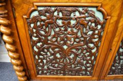 Victorian Burr-walnut cabinet Thumbnail 2