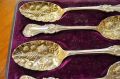 Boxed set of Victorian plated berry spoons Thumbnail 2