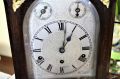 Oak cased mantle / shelf clock Thumbnail 2
